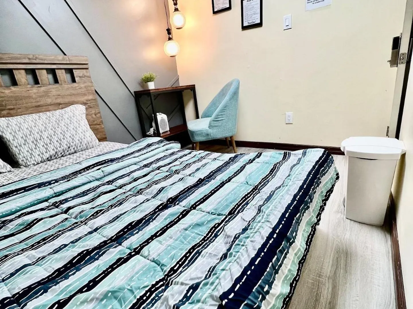 Holiday home R6 Room Near Airport Mississauga Canada